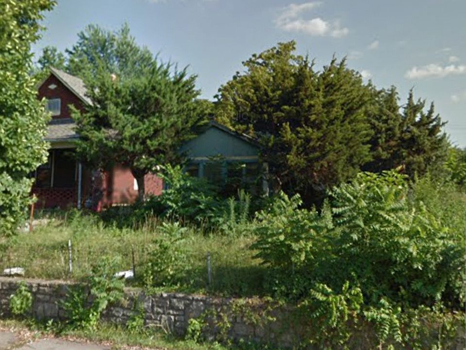 2nd image of 1055 Grandview Blvd