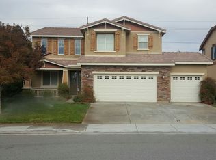 53030 Bantry Bay Ln, Lake Elsinore, CA 92532