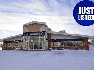 3615 Gateway Dr, Grand Forks, ND 58203