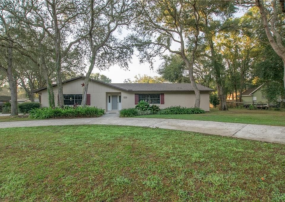 1st image of 25636 Aberdovey Ave