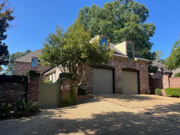 58 Golf Club Rd, Hattiesburg, MS 39402