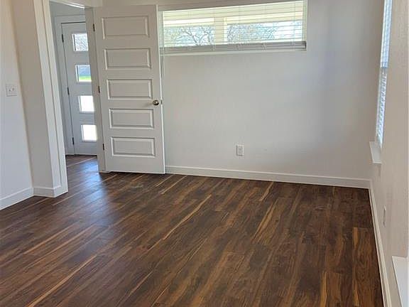 4th image of 7907 Brodie Ln #A