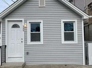 555 Midland Ave, Staten Island, NY 10306