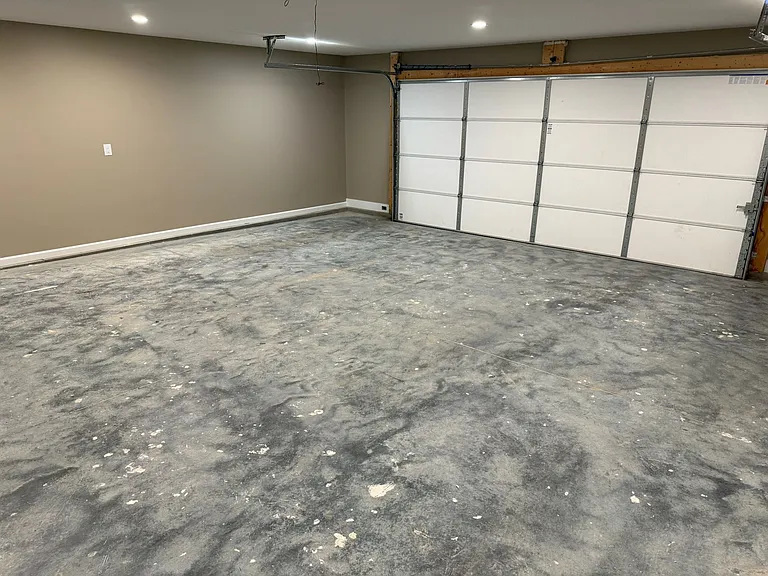 516 Cherry Ln — Photo 4
