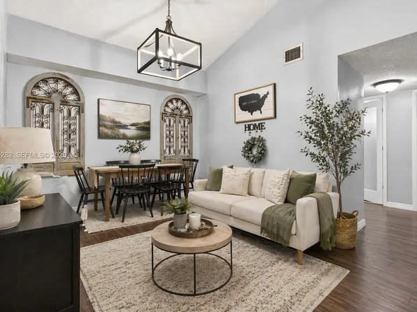 3001 N Oakland Forest Dr APT 302, Fort Lauderdale, FL 33309