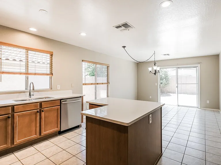 12649 W Shaw Butte Dr — Photo 9