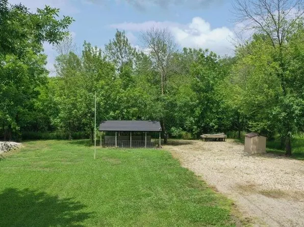 9605 Engineers Rd, Jefferson City, MO 65101