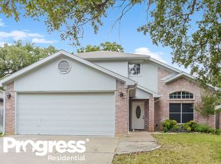 1108 Cardinal Oaks Dr, Mansfield, TX 76063