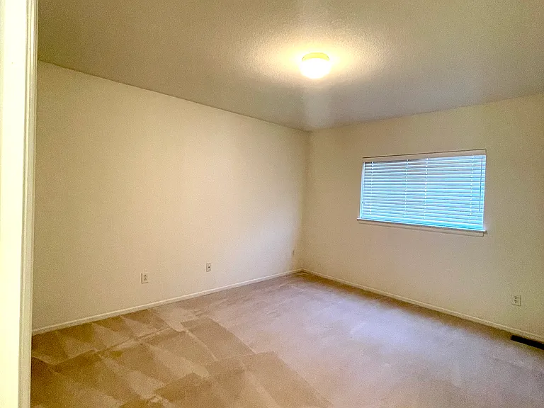 8196 S Norfolk St — Photo 14