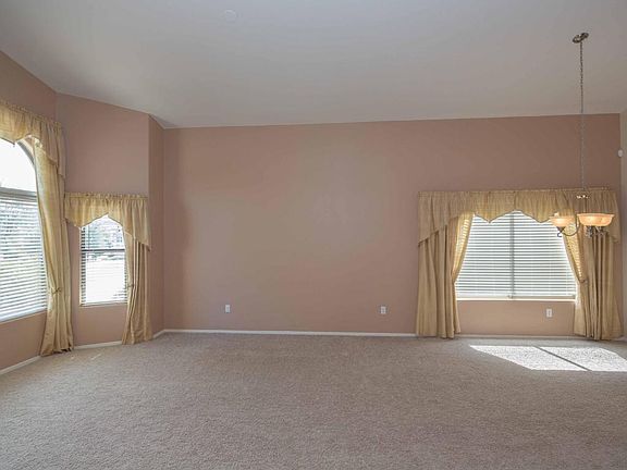 3rd image of 11124 W Botteri Dr