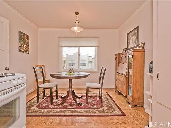 5th image of 3820 Quintara St