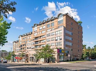 1818 Bayview Ave #302, Toronto, ON M4G4G6