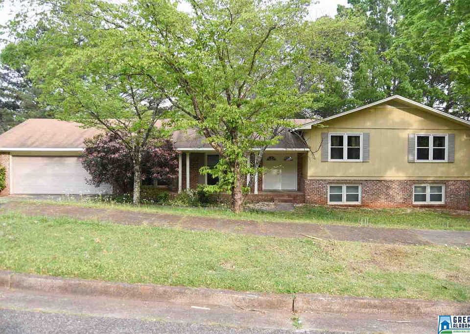 2nd image of 509 N 4th Pl