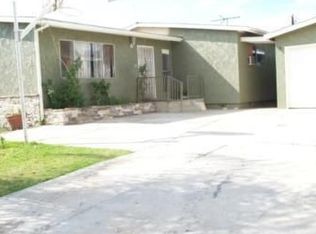 1053 Sycamore Ln, Corona, CA 92879
