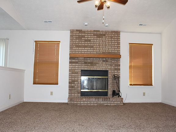 5th image of 821 Braxton Dr N