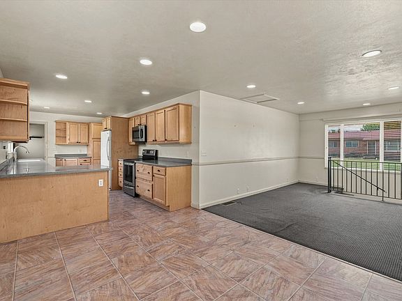 5th image of 9855 S Sunflower Ln E