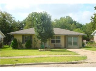 512 Greenleaf Ln, Mesquite, TX 75149