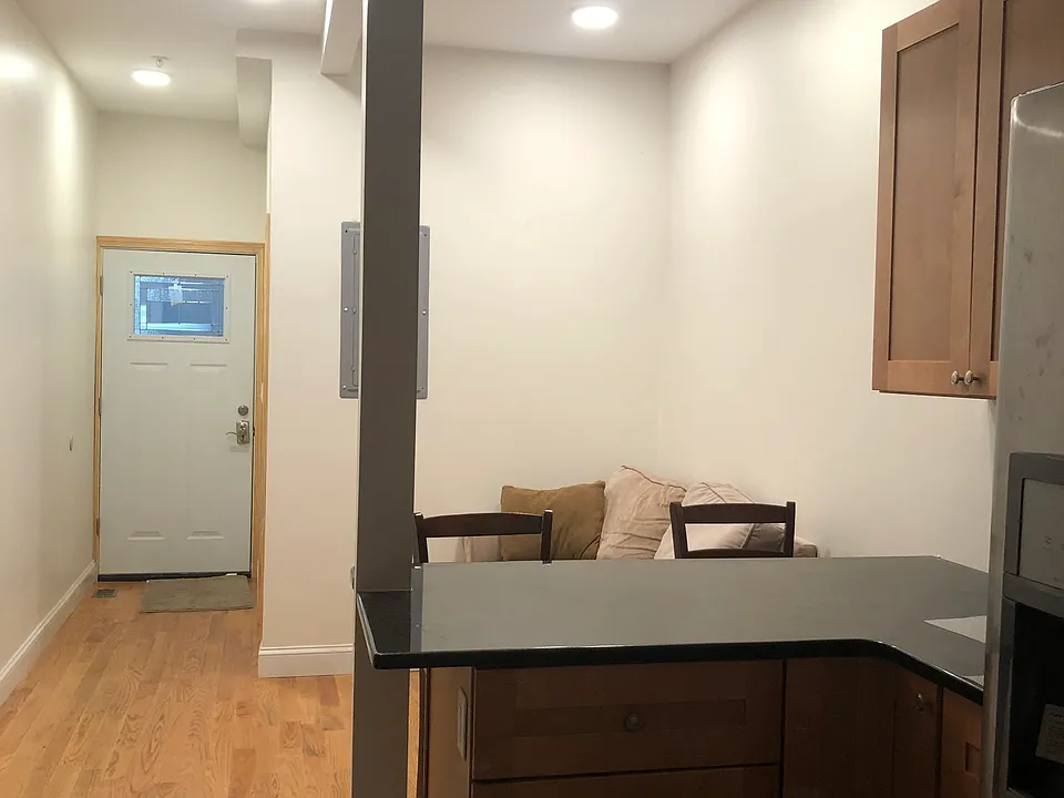 20 Winthrop St