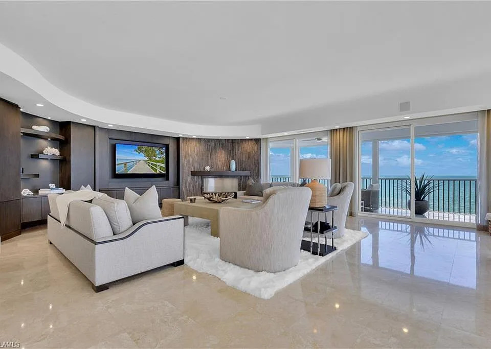 9811 Gulf Shore Dr #Penthouse 2