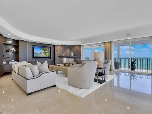 9811 Gulf Shore Dr Building Penthouse 2, Naples, FL 34108