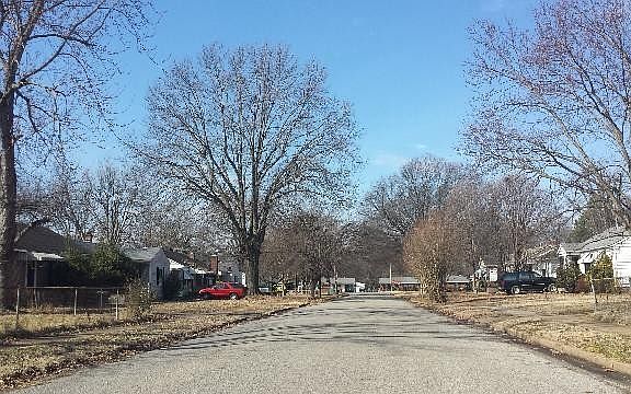 5th image of 4063 Cecil Ave