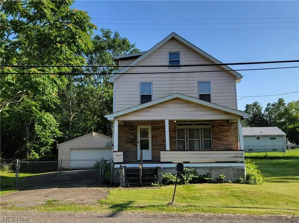 3037 Nelson Ave, Youngstown, OH 44505