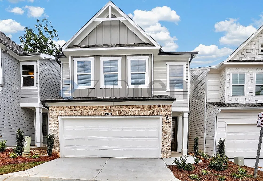 3 bed, 2.5 bath, 2100 sqft, $2,850 — Photo 1