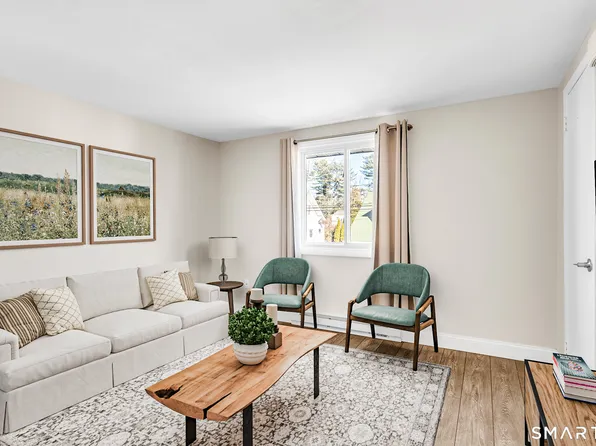 6 Russell St #8, Branford, CT 06405