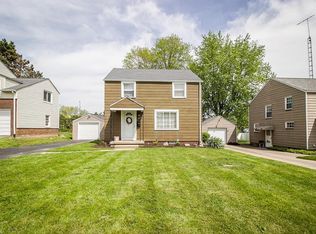 1221 Milford St NE, Canton, OH 44714