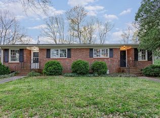 225 Berea Forest Cir #B, Greenville, SC 29617
