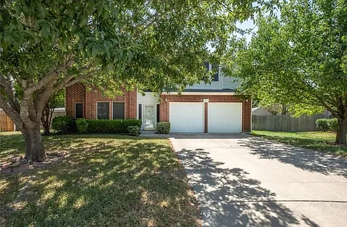 2416 Catawba Loop Photo 1