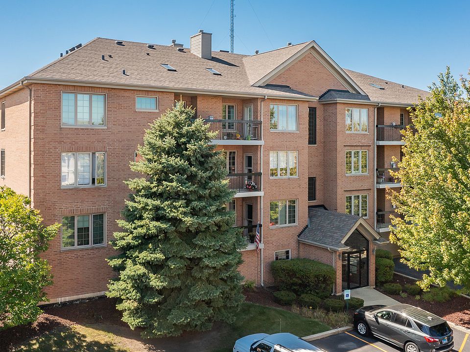 1st image of 6749 S Pointe Dr Unit 3B