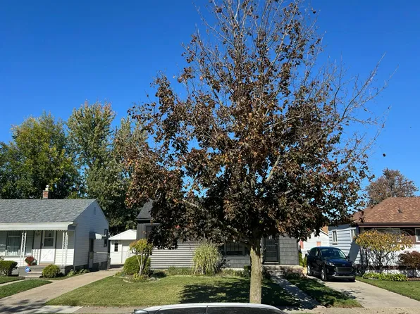 33646 Leona St, Garden City, MI 48135
