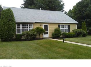 12 Aylesbury Cir, Madison, CT 06443