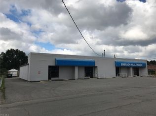 2910 Emerson Ave, Parkersburg, WV 26104