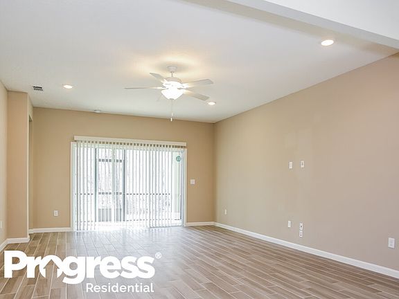 3rd image of 6274 Starlight Dr