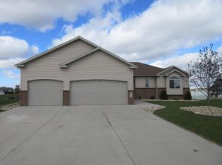 4781 Lavonne Ct S, Fargo, ND 58104