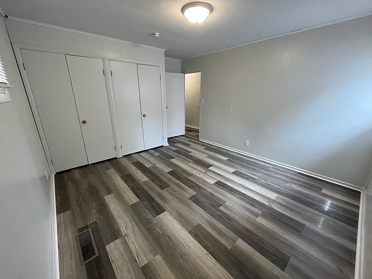 2308 Clearview Dr — Photo 11