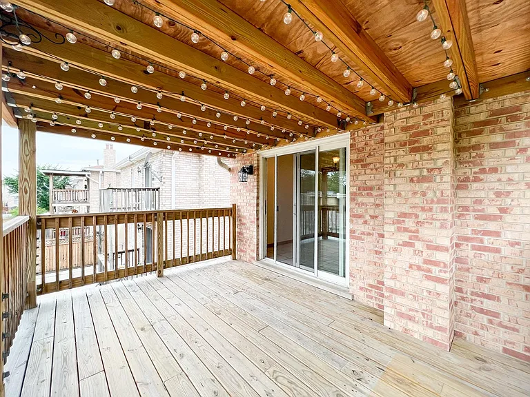 6427 W Dakin St #3 — Photo 14