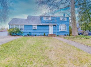 276 Garner Rd, North Brunswick, NJ 08902