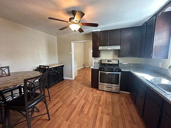 3rd image of 122 College St APT A