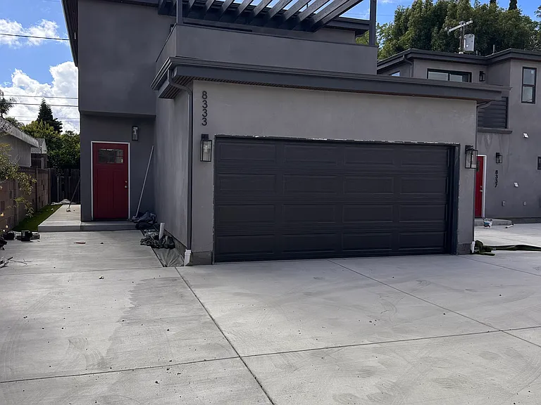 8333 Quartz Ave — Photo 1