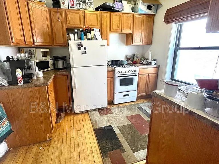 914 W Oakdale Ave #1W — Photo 1