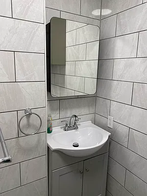 Rented by Standard Living Realty Inc | media 20