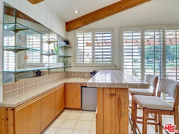5th image of 78925 Martinique Dr