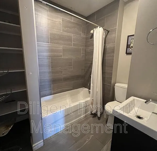 265 Sherbrooke St — Photo 13