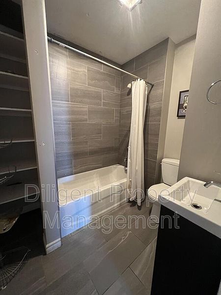 Peterborough House for rent - 2 Bedrooms — photo 12