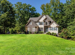 329 Stumpy Creek Rd, Mooresville, NC 28117
