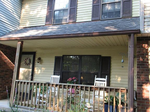 3rd image of 36 Beacon Ct