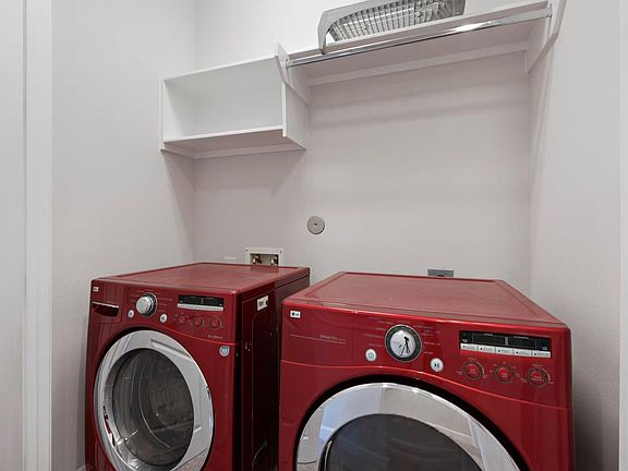 4th image of 805 Bringhurst St